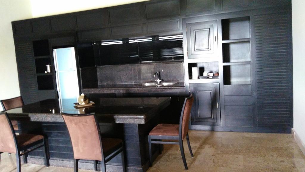 Royal Pool Villa Bali Nusa Dua  Zimmer foto