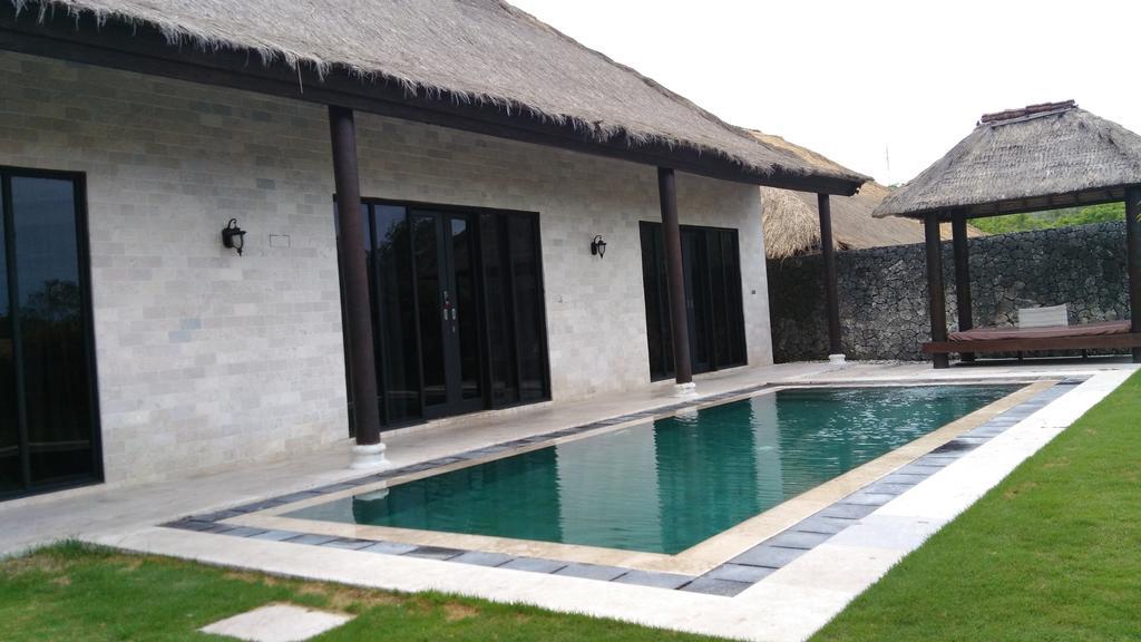 Royal Pool Villa Bali Nusa Dua  Zimmer foto